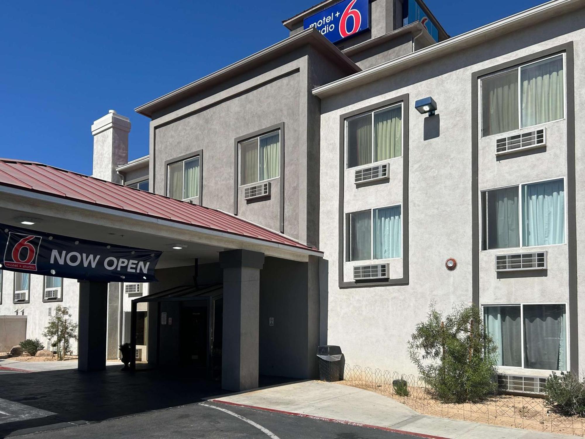 Motel 6-Hesperia, Ca - West Main Street I-15 Esterno foto