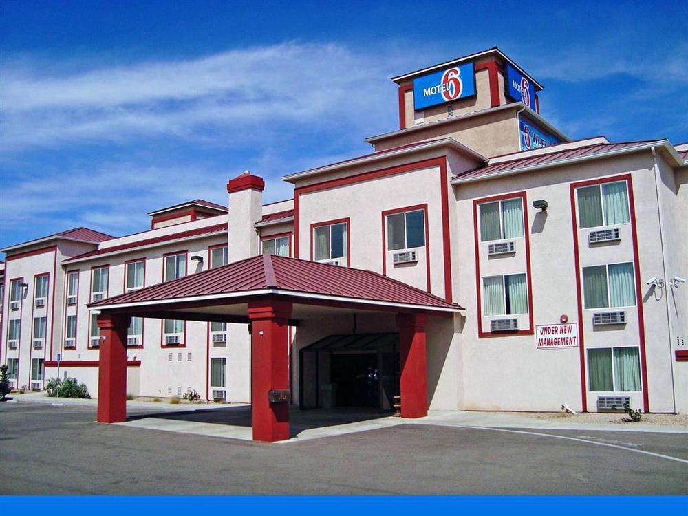 Motel 6-Hesperia, Ca - West Main Street I-15 Esterno foto